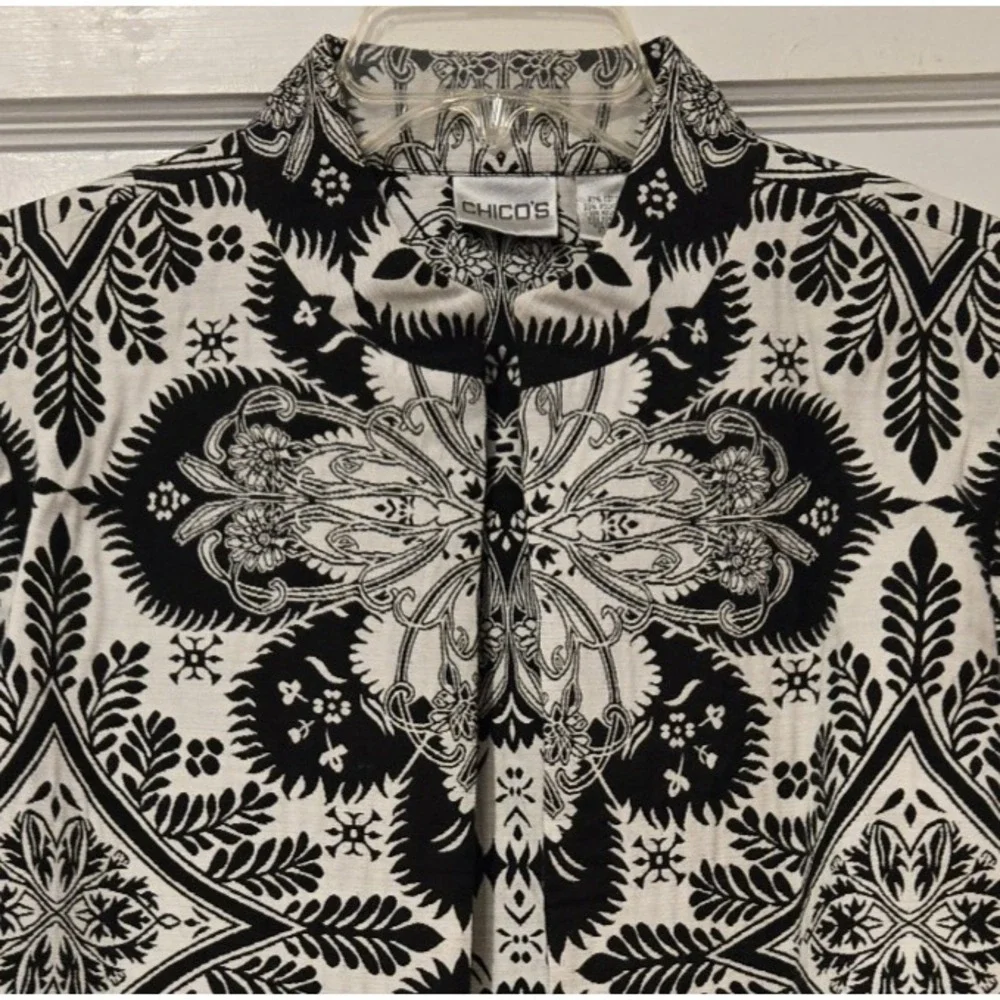Chico's‎ Eye Catching Women's Open Front Black & White Cardigan Size Large